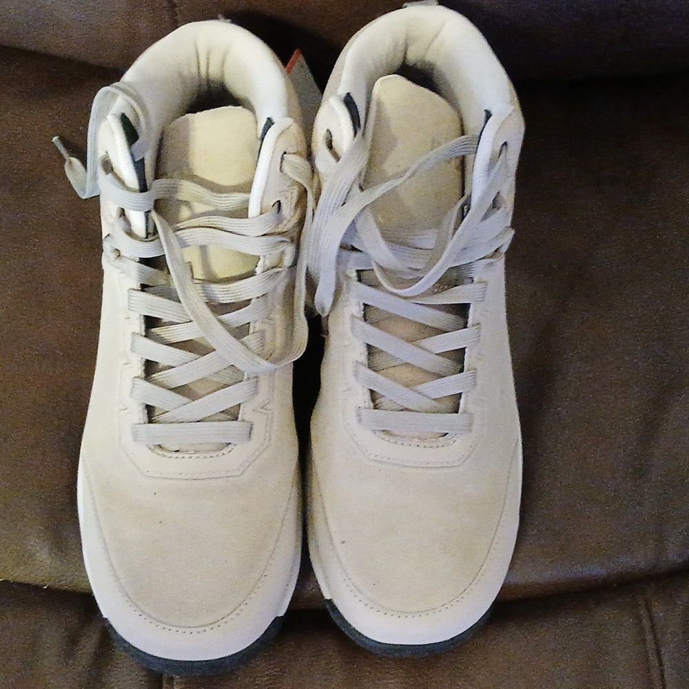 Steel toe work boots